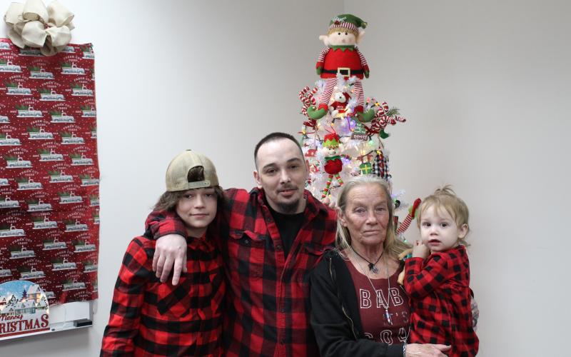 Inmates at the Sheriff’s Office got to have Christmas with family members. This family even wore matching outfits for the occasion.