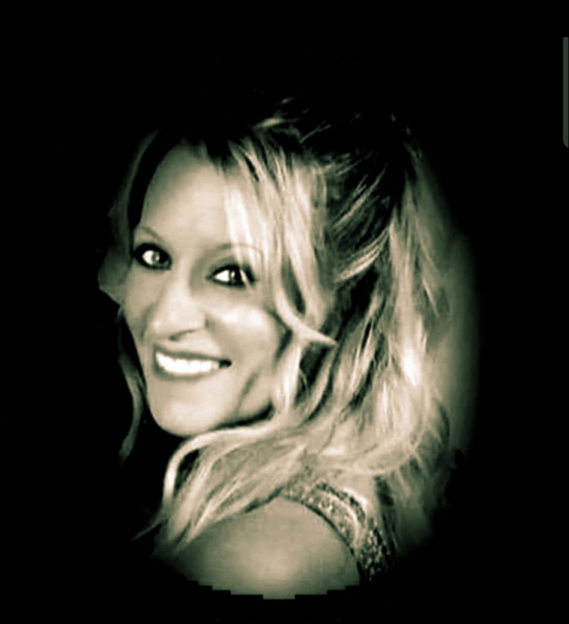 Traci E. Boots
