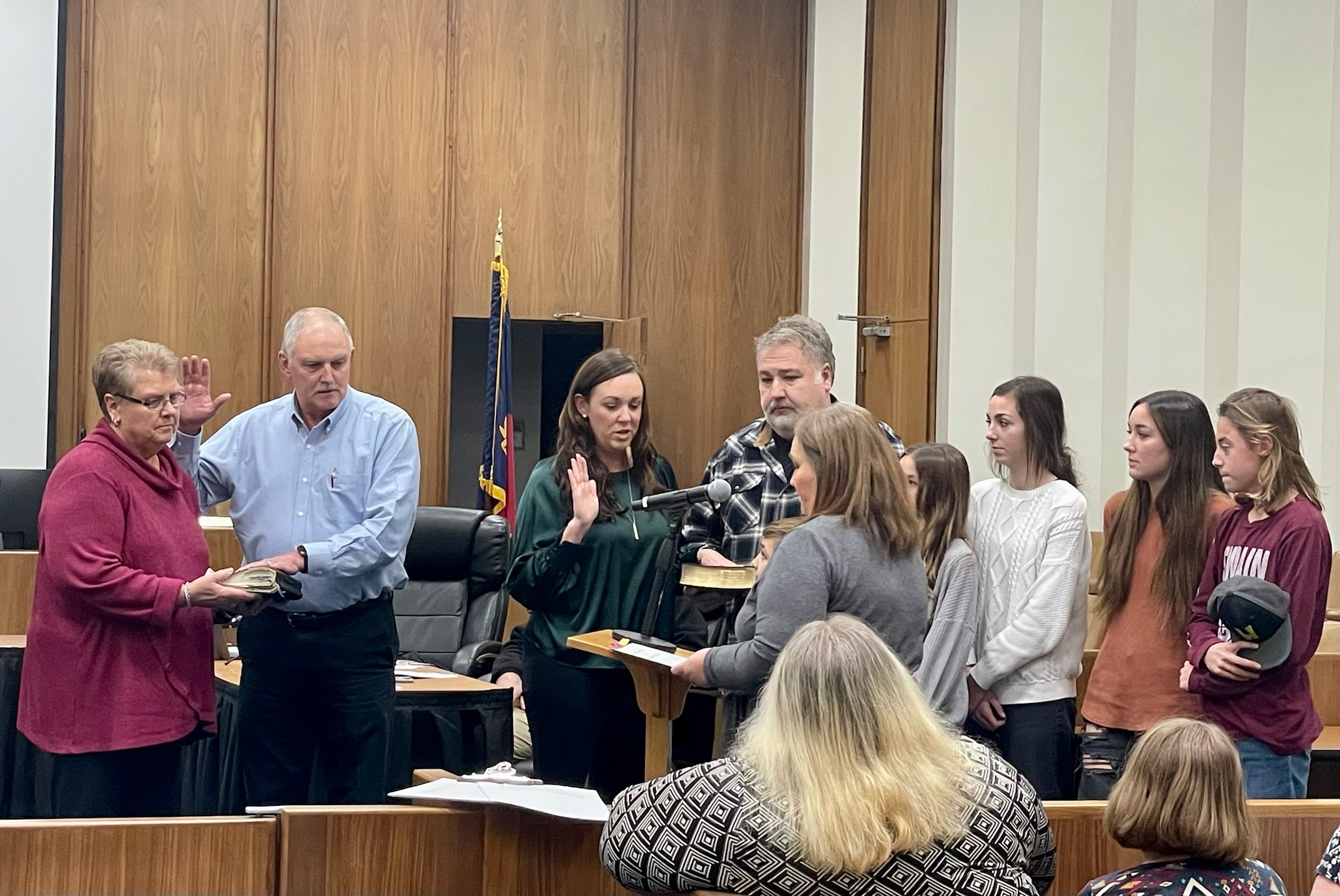 At Monday night’s December Swain County Board of Education meeting, newly elected members R.L. Taylor and  Lisa Stoltzfus Loftis were sworn in with their families present.
