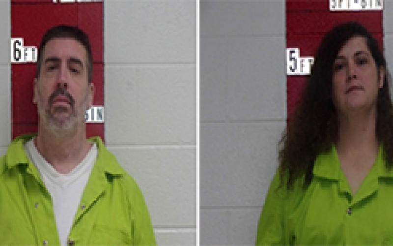 Robert Dale Willoughby and Lorrieann Marie Robinson