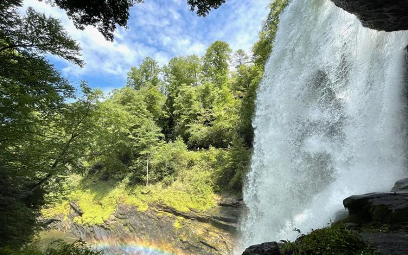 Dry falls with a rainbow