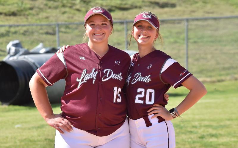 Photo/Joanna McMahan.  Seniors Faith Woodard and Ava Hoke.