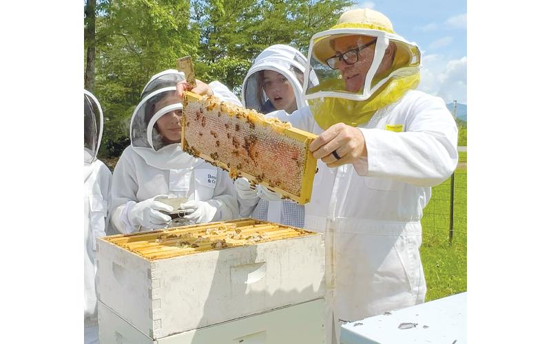 Submitted photo.  Renowned beekeeper Bob Binnie presents to the Smoky Mountain Beekeepers Association during an educational program at Swain County Business Training Center in 2025.