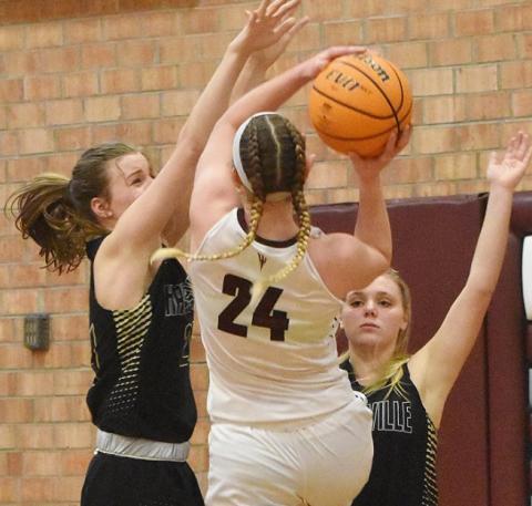 Lady Devil Mazie Helpman added 14 points in the home game against Hayesville Friday. 
