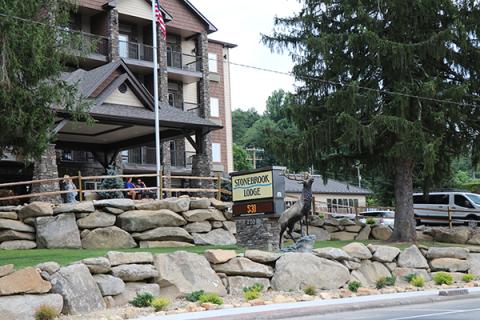 stone brook lodge