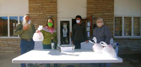 Giving Spoon volunteers provide the to go meals