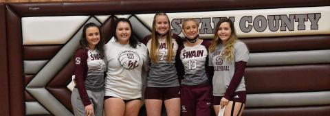 Seniors Faith Parker, Kele Eagleman, Jenna Marr, Jessica Lohmann and Hannah Epperson gather for a photo on Senior Night last week.