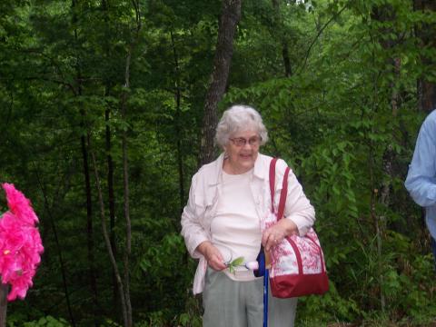 Helen Cable Vance at the Cable Cemetery Decoration 2015.