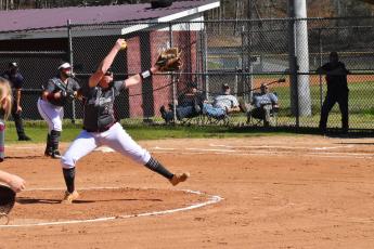 Griggs pitches in Tuesday's home game
